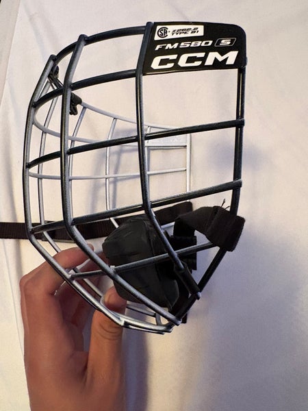 Small CCM FM580 (New)