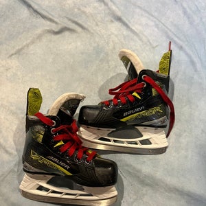 Youth Bauer Vapor X4 Hockey Skates Regular Width 12.5 (Used)