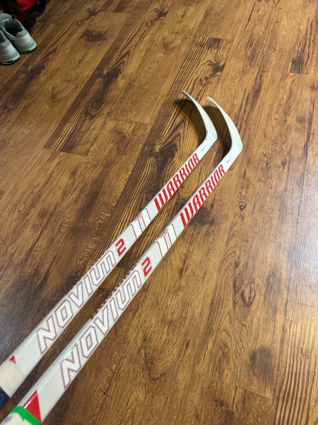 Senior Warrior Novium 2 SP Right Handed Hockey Stick P28 (2 pack)
