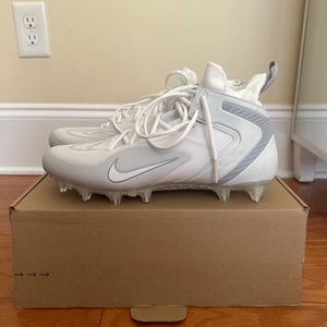 White Men's Size M 12.0 (W 13.0) Adult Nike Cleats (New)