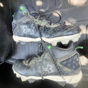 Under Armour Baseball Cleats Men’s Size 8.5 Black White