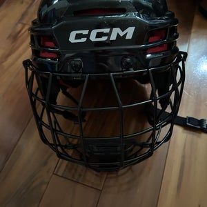 Youth CCM Tacks 70 Helmet (Used)