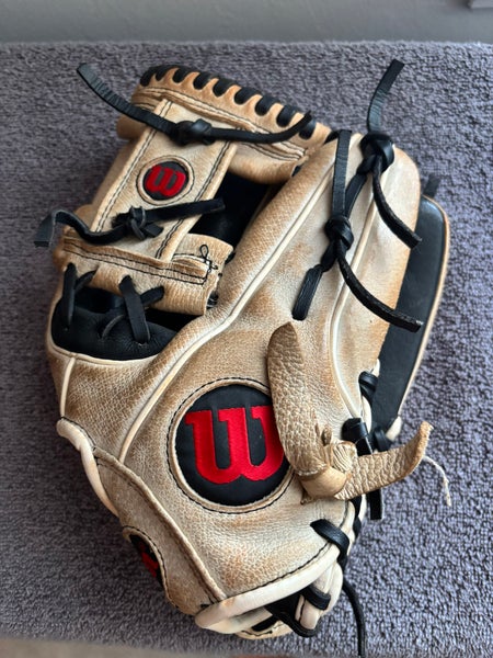 Wilson A450 RH Infield Baseball Glove 11.5" (Used)