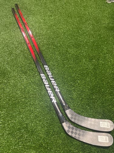 Junior Bauer Vapor X4 Hockey Stick 50 Flex Left Handed P92 (New) 2PACK