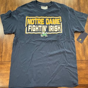 Notre Dame Fighting Irish T Shirt Medium NCAA A NWT