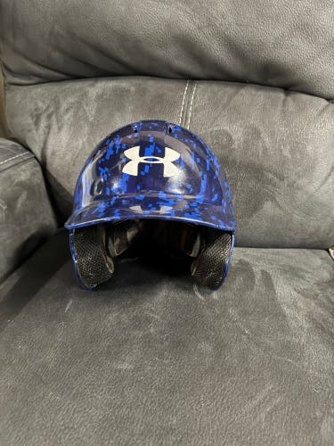 Used 6 1/2 - 7 1/2 Under Armour UABH2-100 Batting Helmet