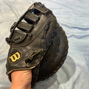 Black Wilson A2000 2800 RH First Base Baseball Glove 13" (Used)