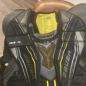Small Bauer Supreme 2S Pro Goalie Chest Protector (Used)
