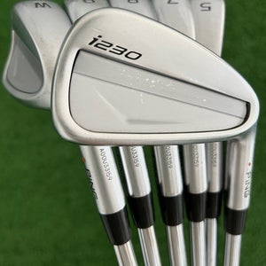 Ping i230 Iron Set 5-W / Dynamic Gold 120 Stiff