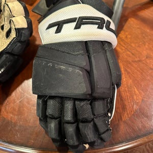 True Catalyst Pro Gloves 13" Pro Stock (Used)