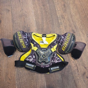 Youth Large Bauer Supreme Mach Shoulder Pads (Used)