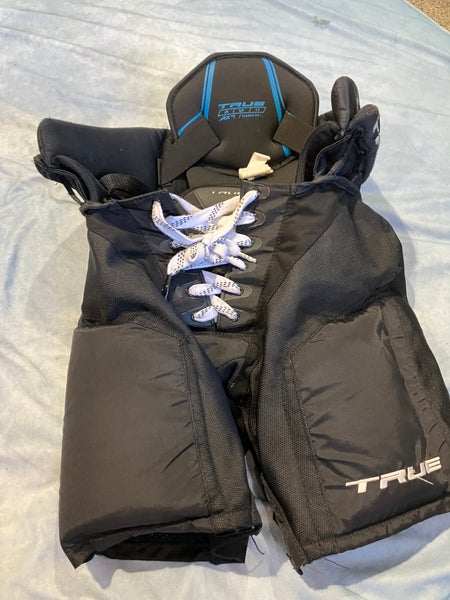 Black Junior Small True AX7 Hockey Pants (Used)
