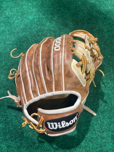 Brown Wilson A2000 1786 RH Infield Baseball Glove 11.5" (Used)