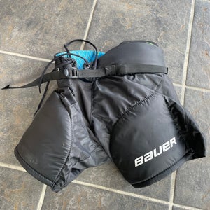 Black Youth Small Bauer Bauer x Hockey Pants (Used)