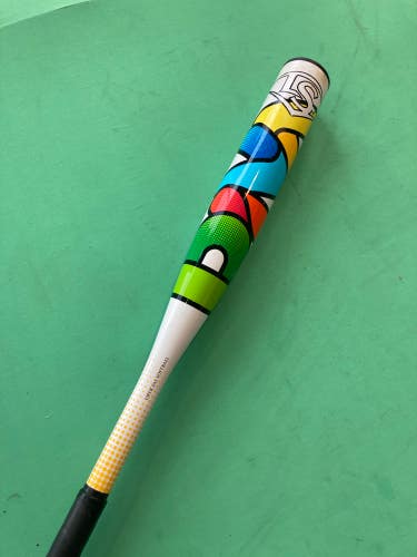 White Louisville Slugger Diva Alloy Bat (-11.5) Alloy 17.5 oz 29" (Used)