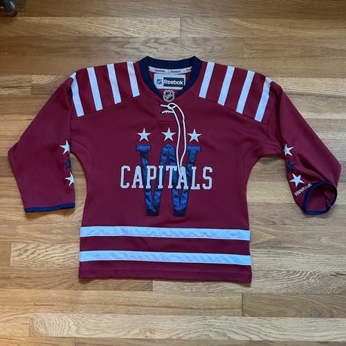 Washington Capitals 2015 Winter Classic Jersey.