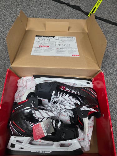 CCM Jetspeed FT2 Hockey Goalie Skates 9EE NEW