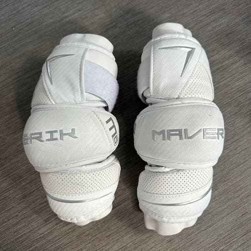 Medium Adult Maverik M6 Arm Pads (Used)