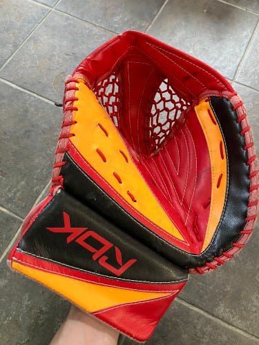 Reebok X7.0 Pulse Goalie Glove  | INT Regular