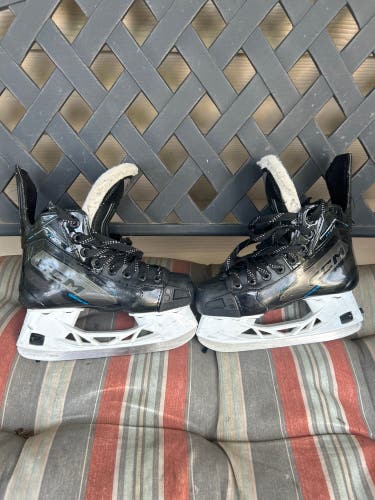 CCM Hockey Skates Pro Stock Size 1 (Used)