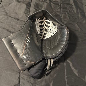 Bauer Mach glove
