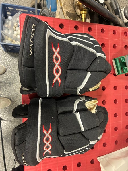 Bauer Vapor XXX gloves