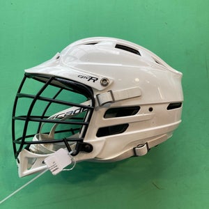 White Adult Cascade CPV-R Helmet (Used)