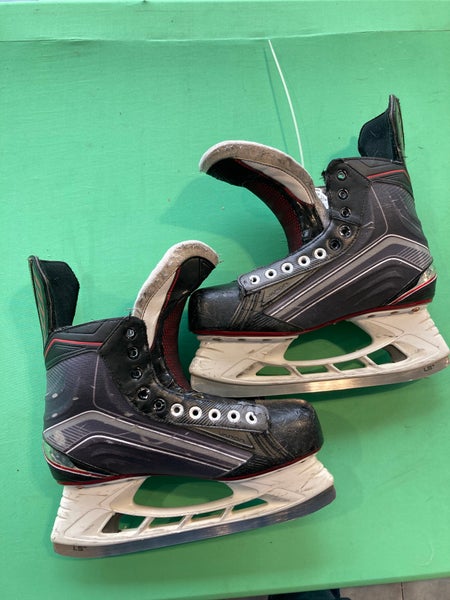 Senior Bauer Vapor X600 Hockey Skates Regular Width 9.5 (Used)