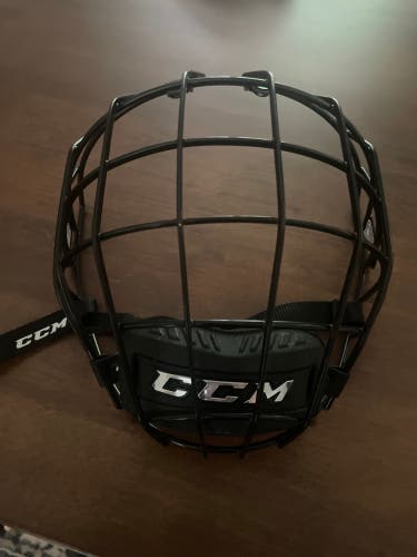 Medium CCM FM680 (New)