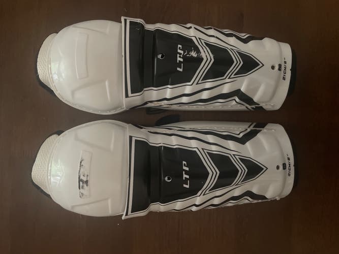 Youth CCM LTP 8" Shin Pads (Used)