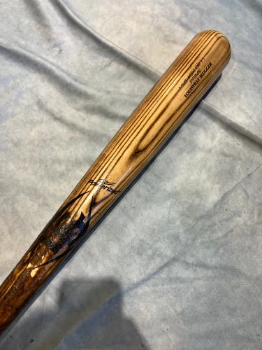 Louisville Slugger C271 Ash Bat Ash 30 oz 33" (Used)