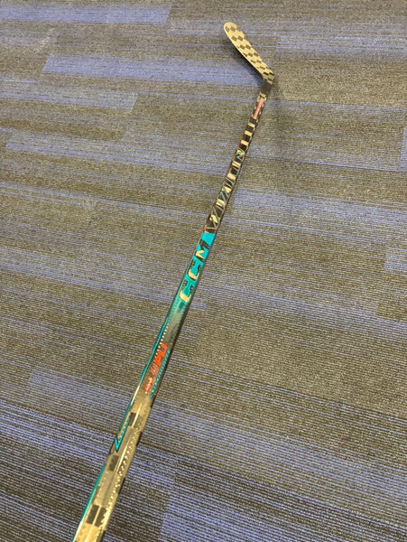 Senior CCM Vizion Left Hand Hockey Stick P29 (New)