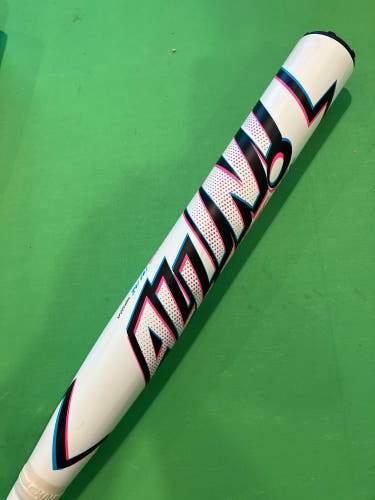 White Easton Fire Flex Composite Bat (-8) Composite 26 oz 34" (Used)