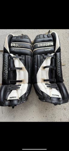 Vaughn VPG5500 Goalie Leg Pads 36”