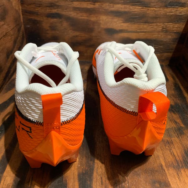 Nike Vapor Edge Speed 360‎ 2 White Brilliant Orange FQ4045-100 Cleats Size 8.5 Amazon.com | Nike Vapor Edge Speed 360 2 Men main image 2