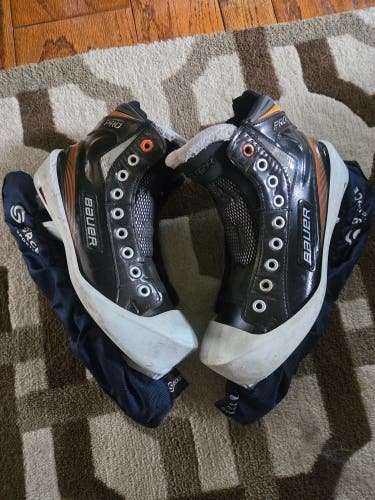Bauer Pro Hockey Goalie Skates Size 6 (Used)