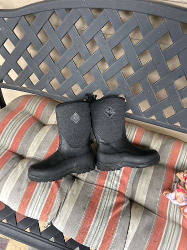 Unisex 3Y (Big Kids / Youth) Mammut Hiking Boots (New)