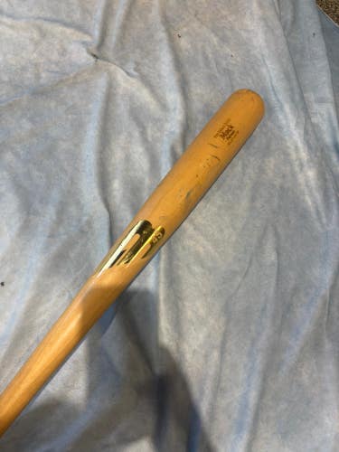 B141 Pro Select 29 oz 32" (Used)