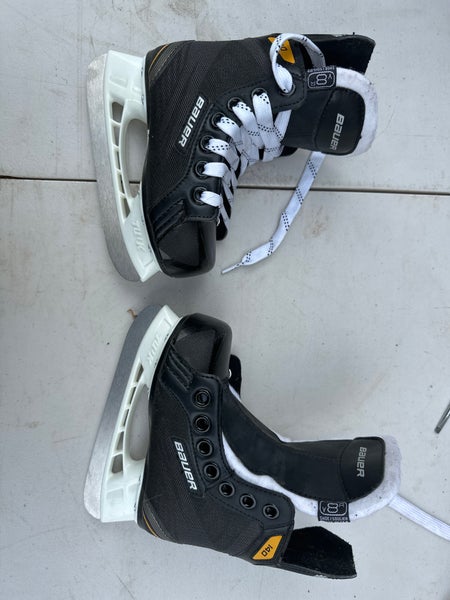 Bauer Supreme 140 Hockey Skates Regular Width 8 (Used)
