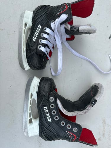 Bauer Vapor X300 Hockey Skates 8 (Used)