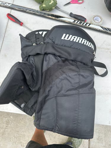 Junior Medium Warrior Hockey Goalie Pants (Used)