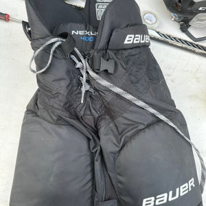 Junior Small Bauer Nexus 400 Hockey Pants (Used)