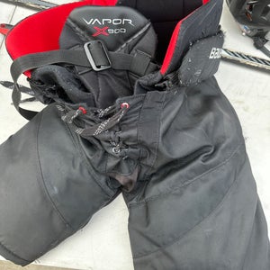 Junior Medium Bauer Vapor X900 Hockey Pants (Used)