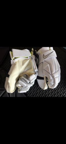 Nike Goalie Gloves (New) lacrosse goalie