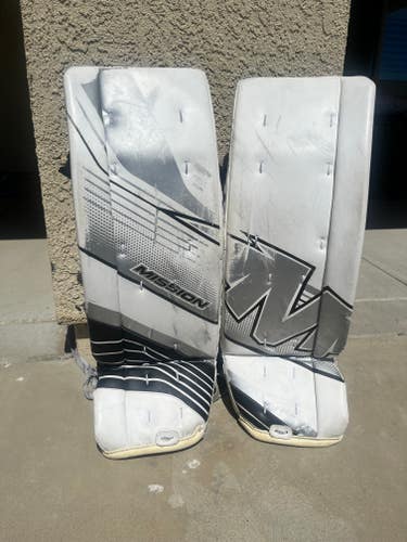 30" Mission Slyde 2.0 Goalie Leg Pads (Used)