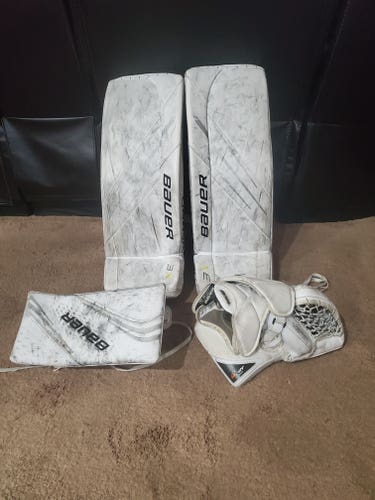 Bauer goalie pads
