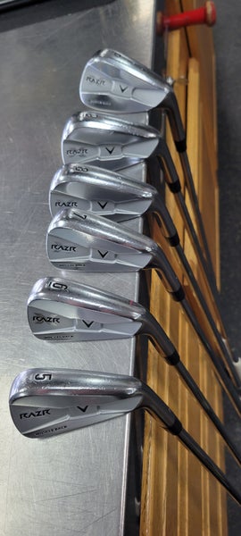 Used Callaway RAZR X MUSCLEBACK Mens Iron Set RH 5I-PW 11497-S000151292