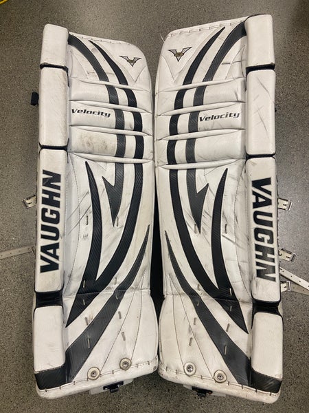 34" Vaughn Velocity V5 Goalie Leg Pads (Used)