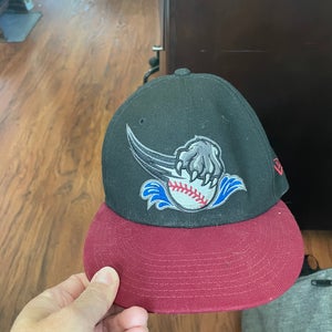 Black Boys 6 3/4 New Era Hat (Used)