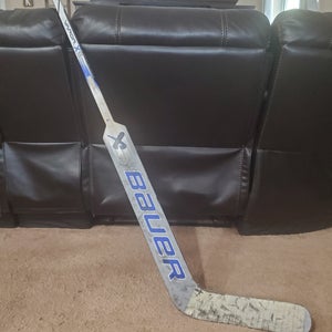 Intermediate Bauer Vapor X5 Pro Regular Goalie Stick 28" Paddle (Used)